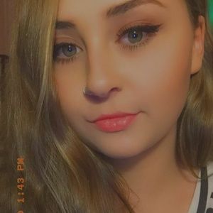 Meet your Posher, Joann